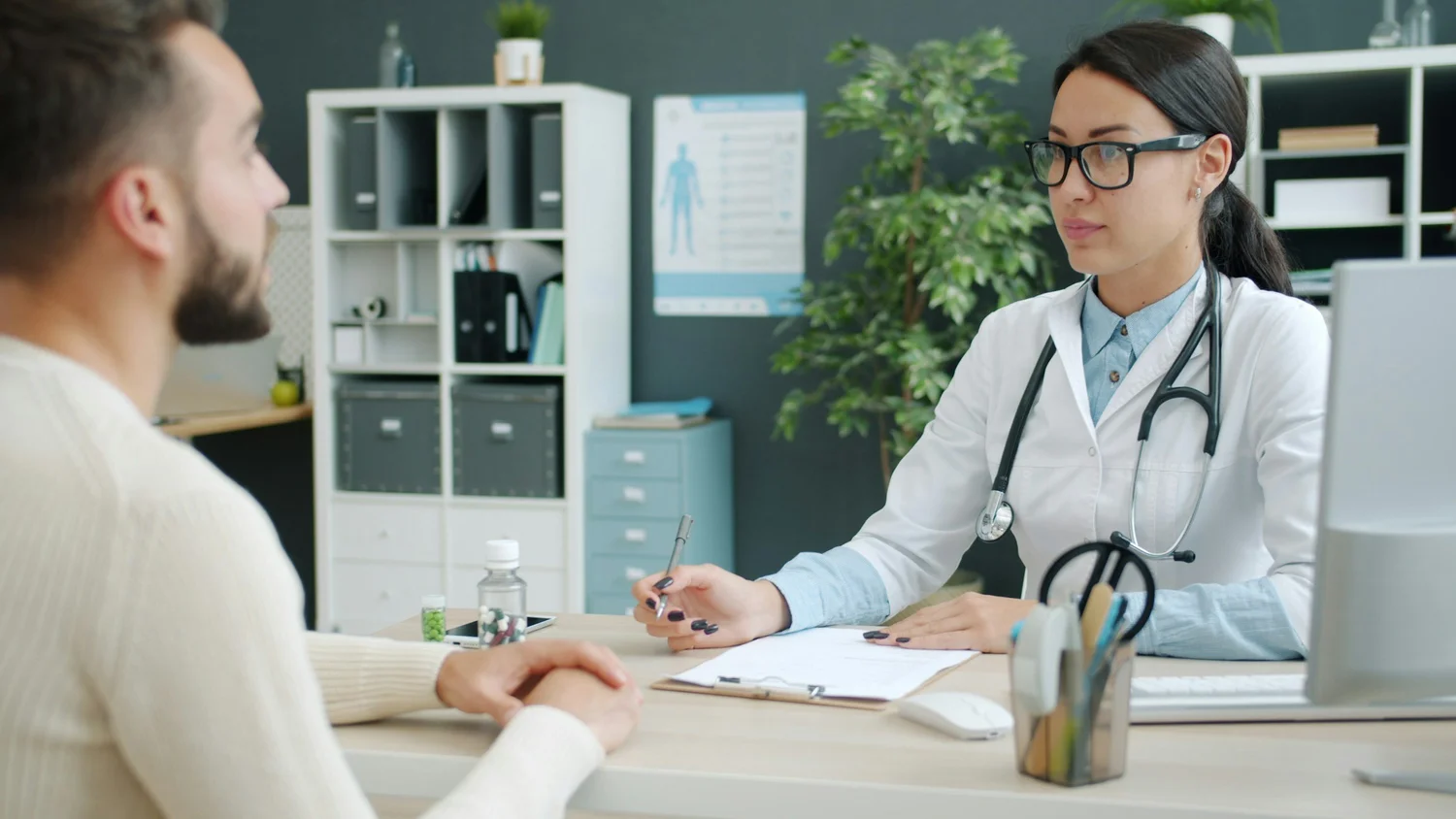 Clinician meeting a patient for a psychiatric evaluation